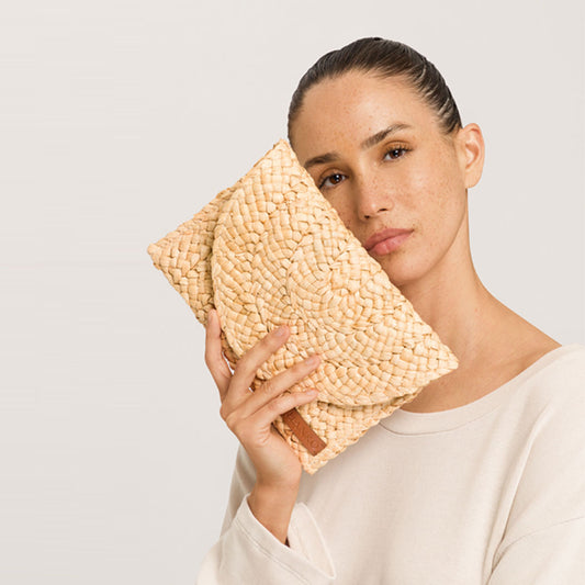 Free Gift | HANRO Straw Clutch Bag